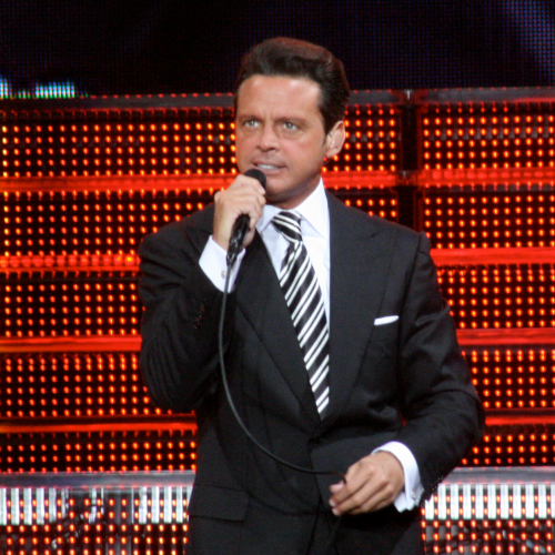 Listen Luis Miguel on PewPee