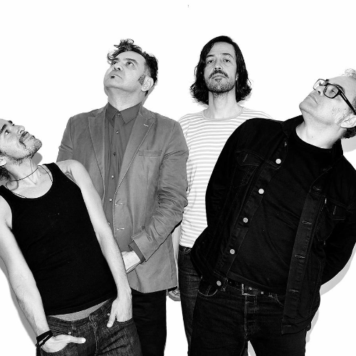 Listen Café Tacvba on PewPee