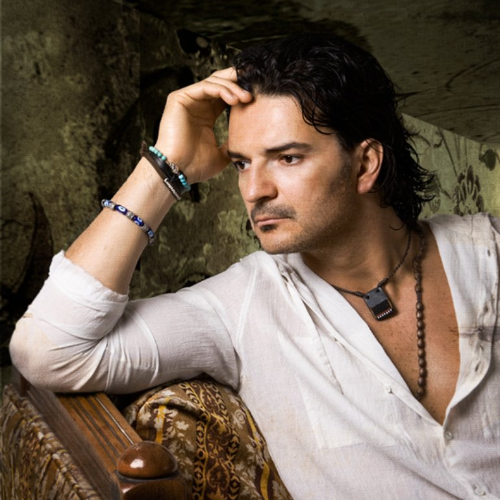 Listen Ricardo Arjona on PewPee
